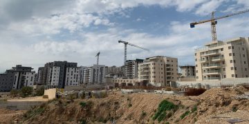 אתר בניה בשכונת הפרחים בחריש