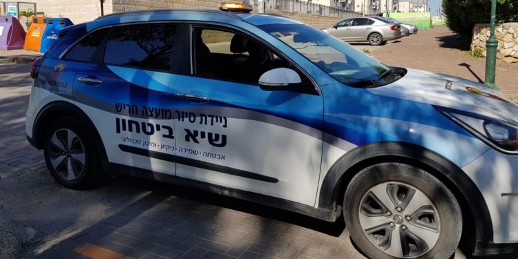 ניידת סיור חריש