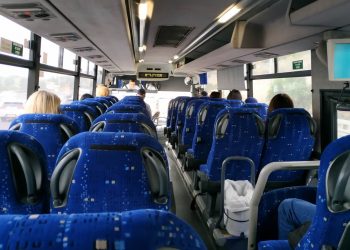 קו האוטובוס בין חריש לתל אביב