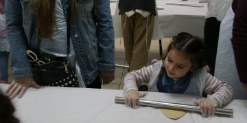 אפיית מצות בחריש