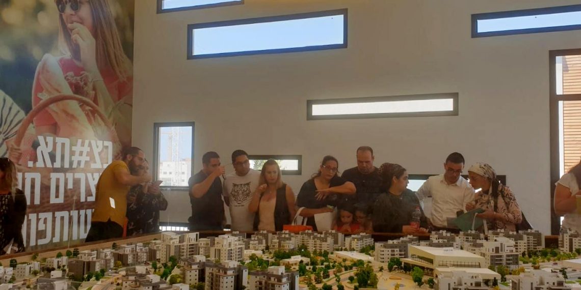 כנס 'מחיר למשתכן' בשכונת בצוותא. צילום: יח"צ
