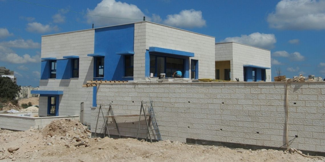 שכונת הפרחים: אכסניה לגני ילדים