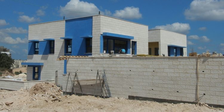 שכונת הפרחים: אכסניה לגני ילדים