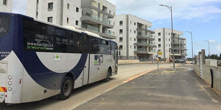 אוטובוס קוים בחריש
