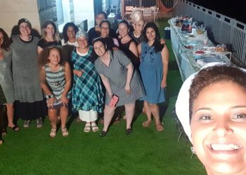 חרישניקיות מבשלות ואופות