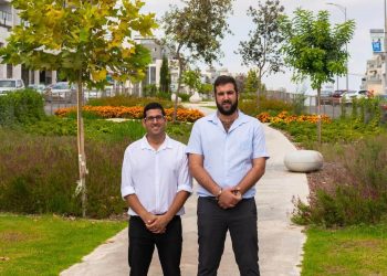 ליאור רחמים אלירן נעים בשדרה