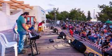 להקת הבית של חריש הרכב חריש