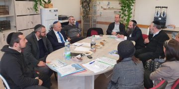 שמואל אבואב משרד החינוך בביקור בחריש