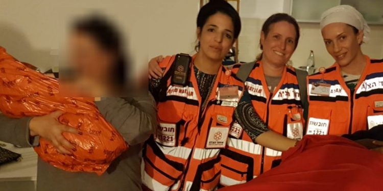 חובשות איחוד הצלה בלידה ביתית בחריש