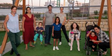 חברי קיבוץ אמתי. צילום: אורן קלר