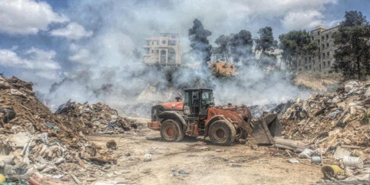 שריפת פסולת באום אל פאחם צילום כבה