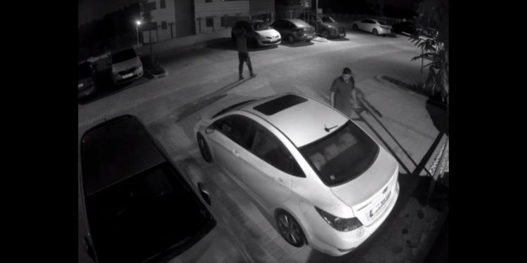 גניבת רכב שכונת הפרחים