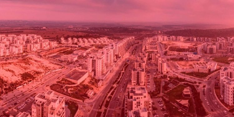 חריש עיר אדומה