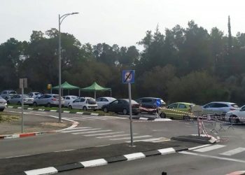 נוהרים למתחם בדיקות הקורונה בעיר