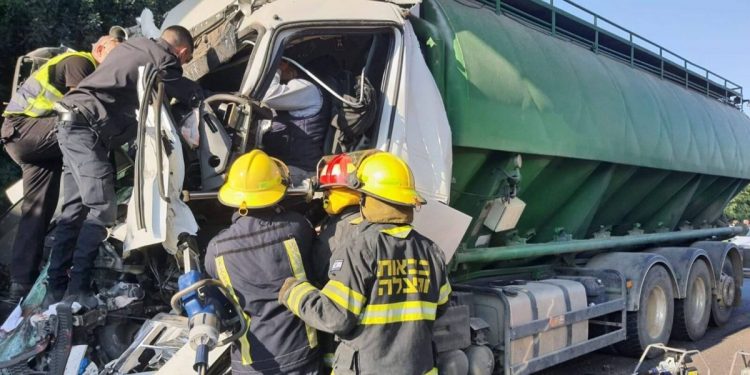 בעקבות תאונה: מחלף עירון לכיוון דרום חסום לתנועה