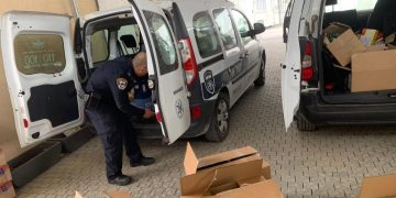 חלוקת סלי מזון לנזקקים