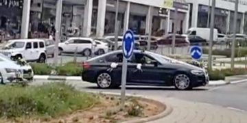 נסעו בכיכר בחריש נגד כיוון התנועה