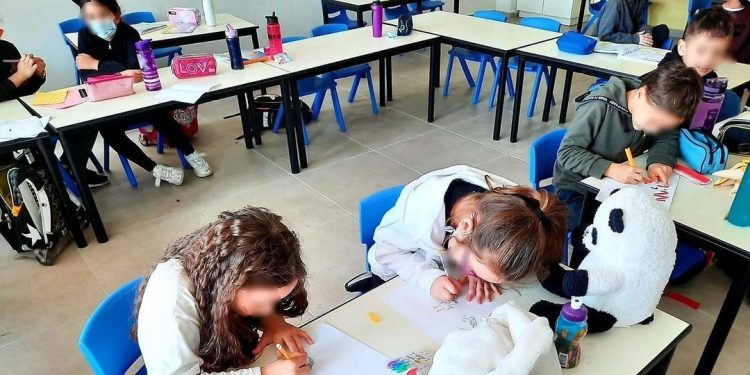 כיתה בית ספר תלמידים לימודים צילום דוברת עיריית חריש (2)