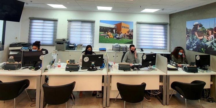 מוקד שירות לתושב מרכז שירות לתושב צילום: דוברות עיריית חריש