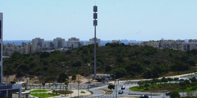 אנטנה סלולרית אנטנות האנטנה