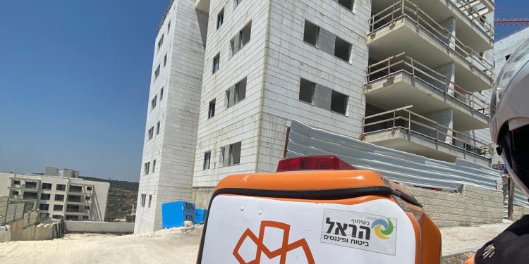 איחוד הצלה רחוב ברקת תאונה עבודה בנייה