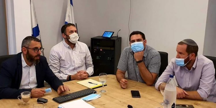 מתן כהנא יצחק קשת רב עיר