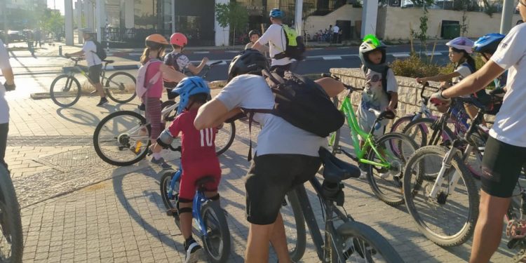 תחבורה ציבורית, נחלצים מהפקקים, קו פנימי, אופניים, אופנים