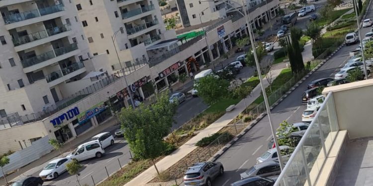 שדרת דרך ארץ: תפישה עירונית מתקדמת או כישלון תכנוני?