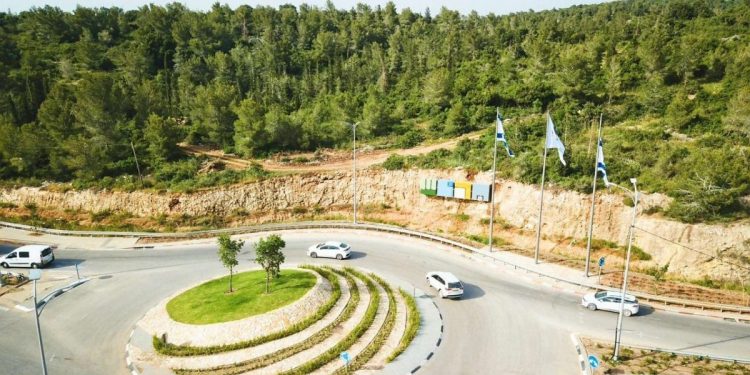 שרת הפנים: חריש תהפוך בקרוב לעיר