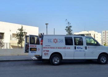 אמבולנס מד"א