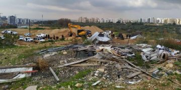 הדחפורים עלו על העסק: המשטרה והרשות לאכיפה פינו פולש בלתי חוקי