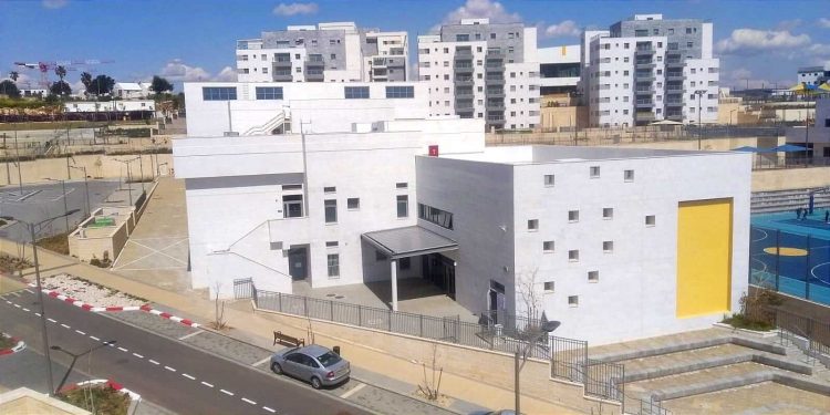 אולם רב תכליתי שכונת בצוותא חריש