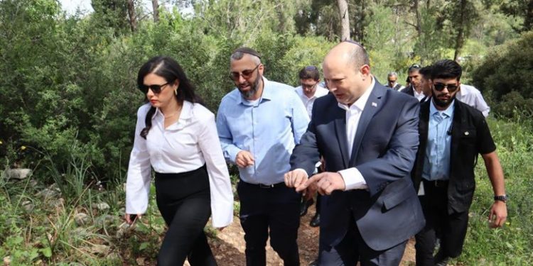 ראש הממשלה בסיור בחריש: "אנחנו מתקנים מצוקת תעבורה של שנים"